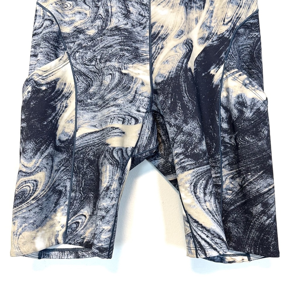 Lululemon | Esker Short *lululemon lab in Lava Print Blue Denim Multi Size 4 - Picture 5 of 14